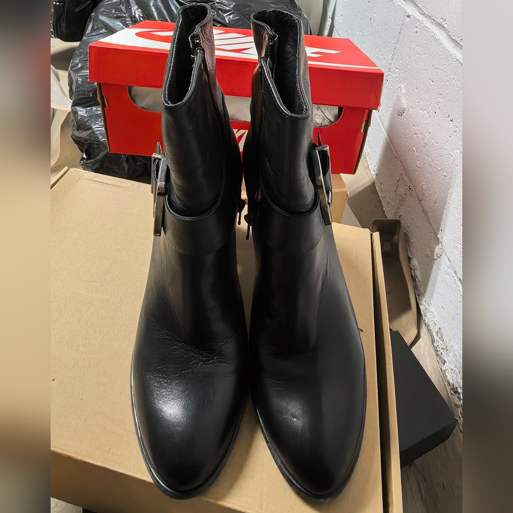 Stylish Black Ankle Boots